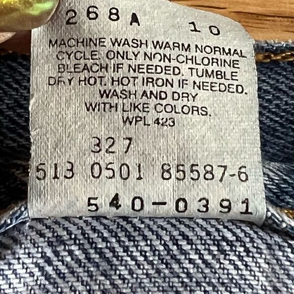 VINTAGE Levi’s 540 Brown Tab Relaxed Fit Jeans. - Picture 16 of 16